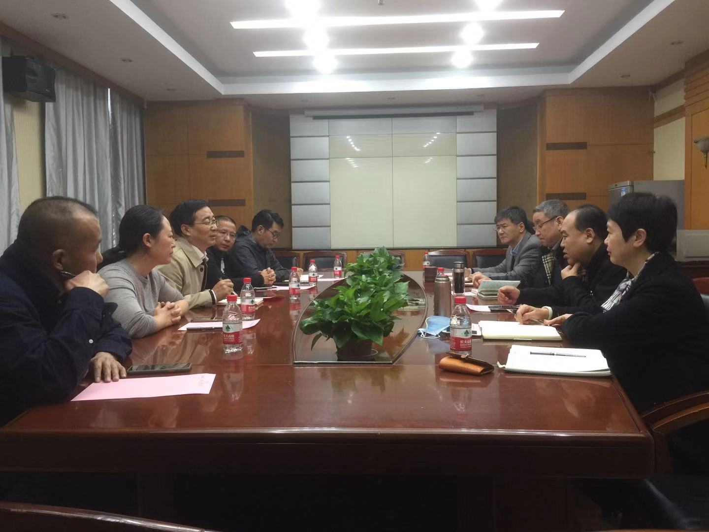 兰州大学必威体育官网来院交流调研